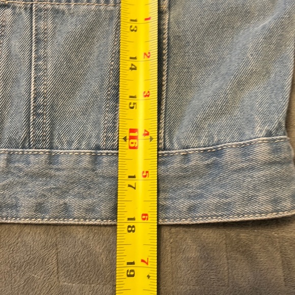 NWT Wild Fable Denim Jacket, Colorblock, Cropped, Size S - Picture 5 of 7